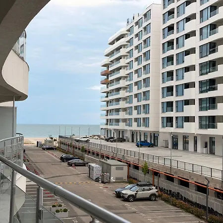 Grand Panorama 15